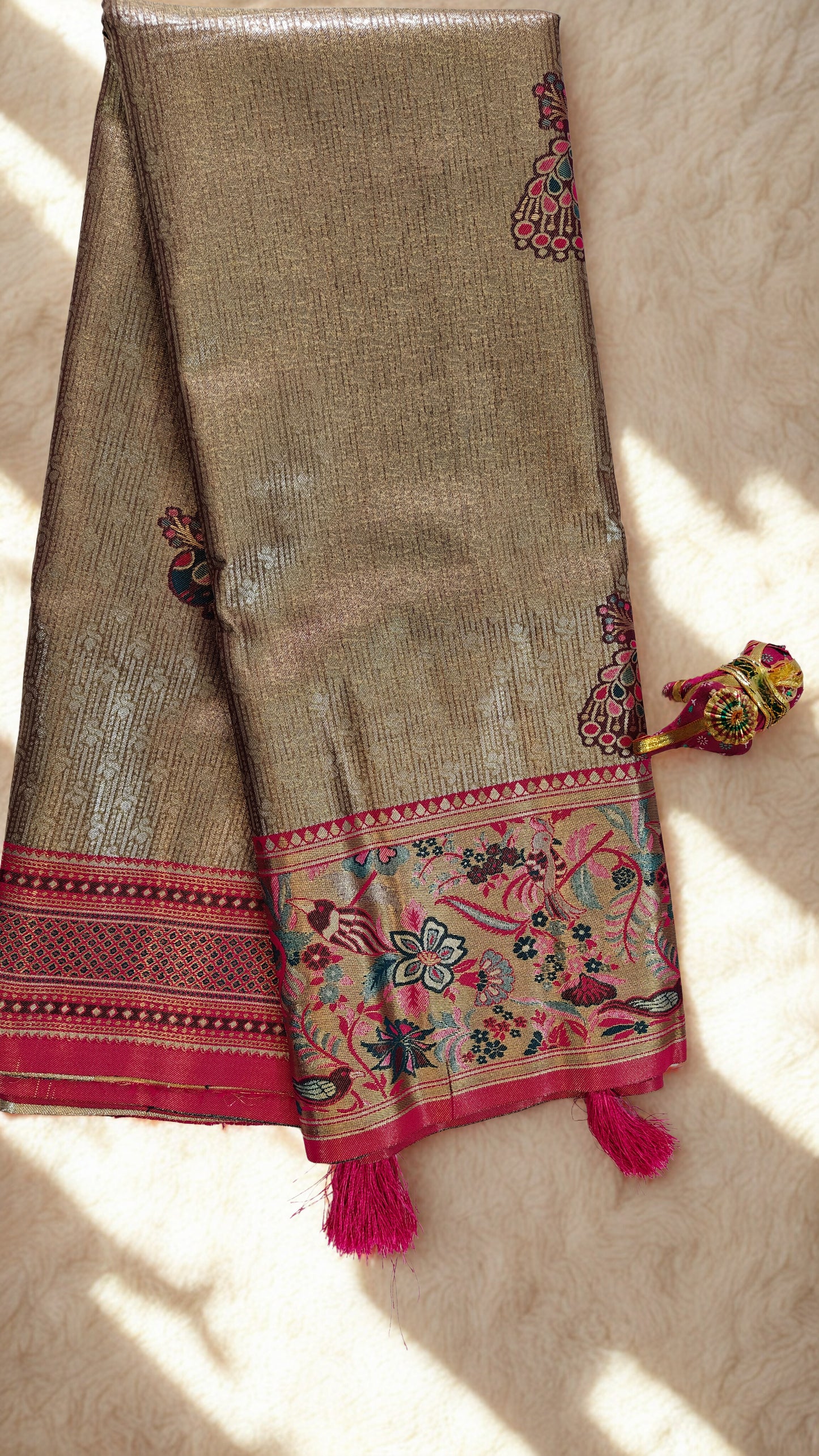 Peach Pink Kanjivaram Silk Saree with Green Border
